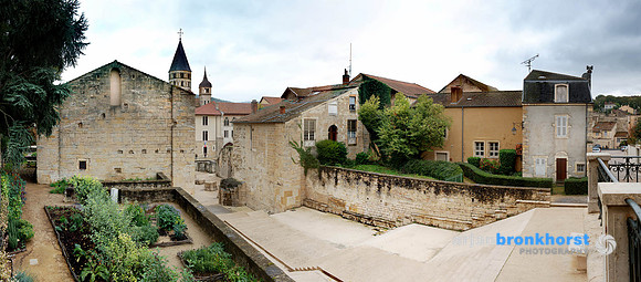 Arjan Bronkhorst_Cluny old church entrance_Panorama_100dpi